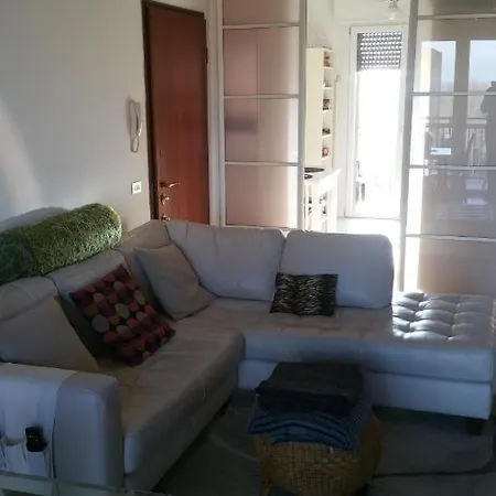 Apartment Policlinico San Donato Milanese *