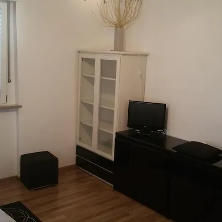 Apartment Policlinico San Donato Milanese *